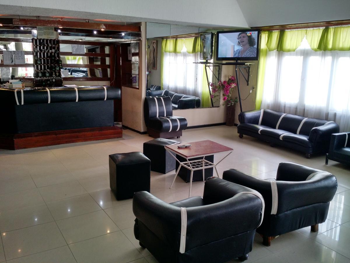 Hotel Hebron แตร์มัส เด ริโอ ออนโด ภายนอก รูปภาพ